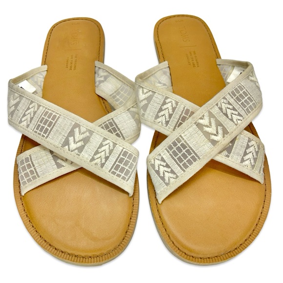 🧜🏼‍♀️Tom’s Boho Flats / Sandals Size 10W! - Picture 2 of 8